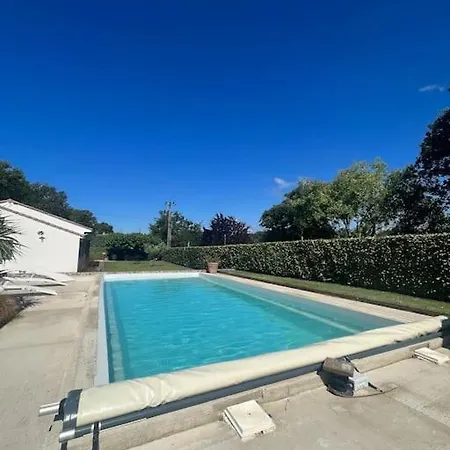 빌라 Authentique Avec Piscine, Jardin *
