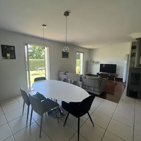 Authentique Avec Piscine, Jardin Villa *