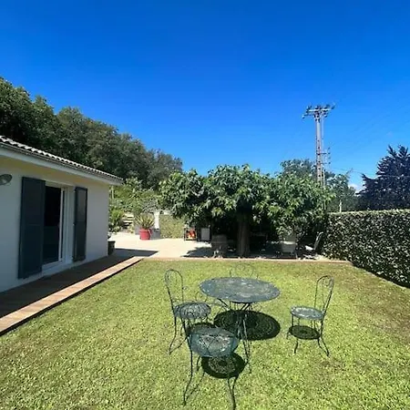 Authentique Avec Piscine, Jardin 빌라 *